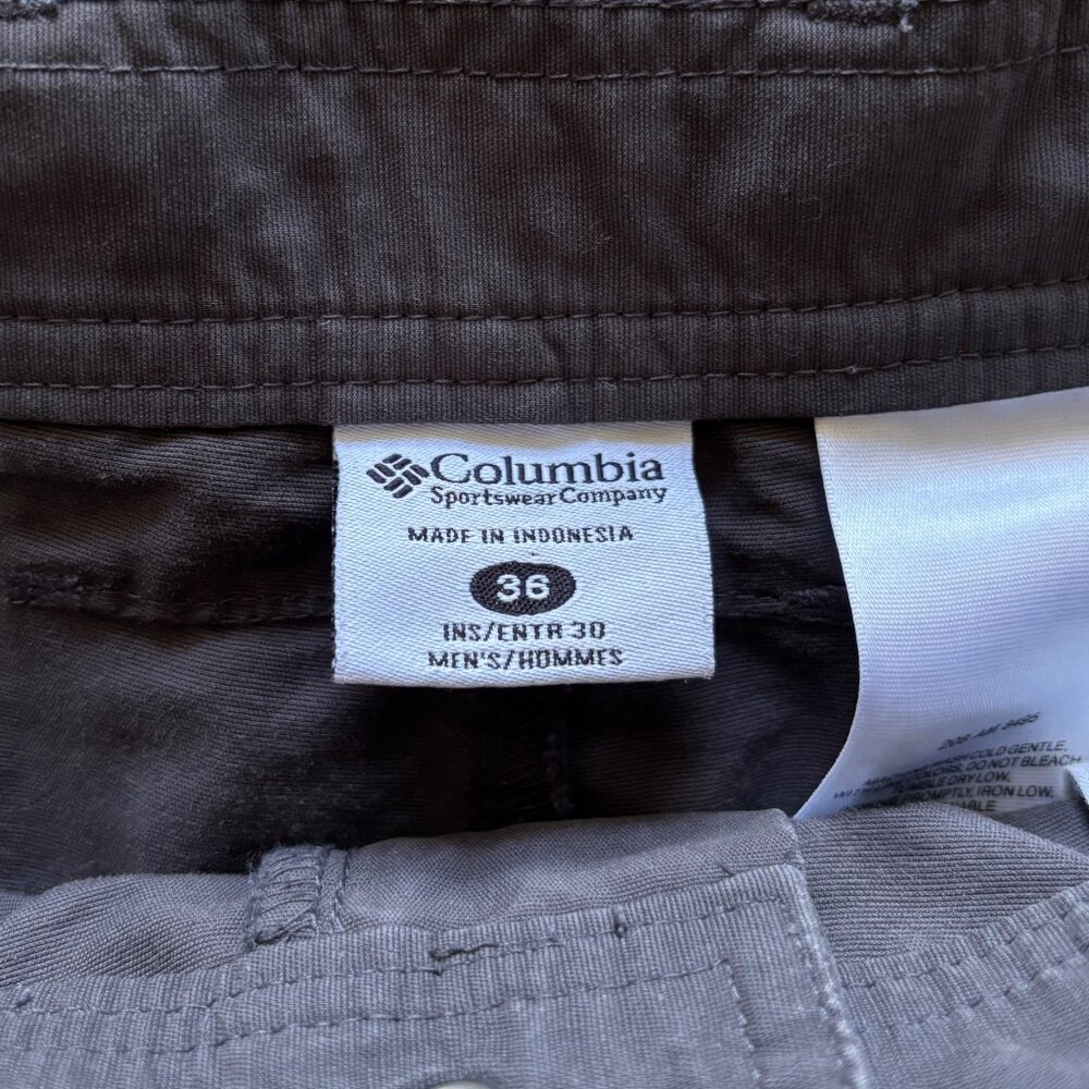 Columbia Men's Dark Gray Hiking Pants Size 36 x 30 Omni Shade Zip Pockets - Picture 9 of 10